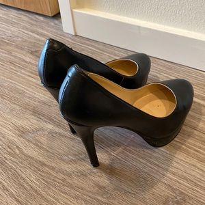 Christian Luboutin Dupes (not authentic) size 37 (but fits more like 7.5-8)